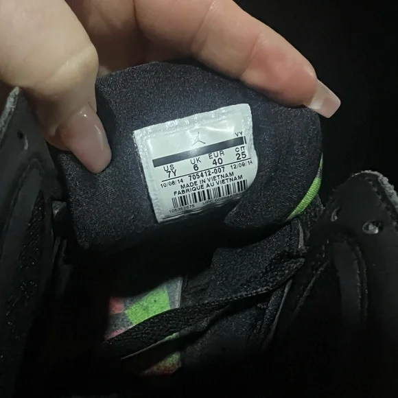 Air Jordan 7 Retro "Barcelona Nights” released in 2015